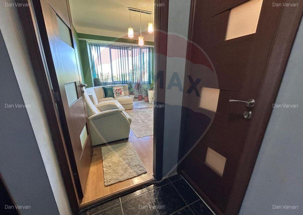 Apartament 3 camere in zona Central (zona OMV) Salonta - 3