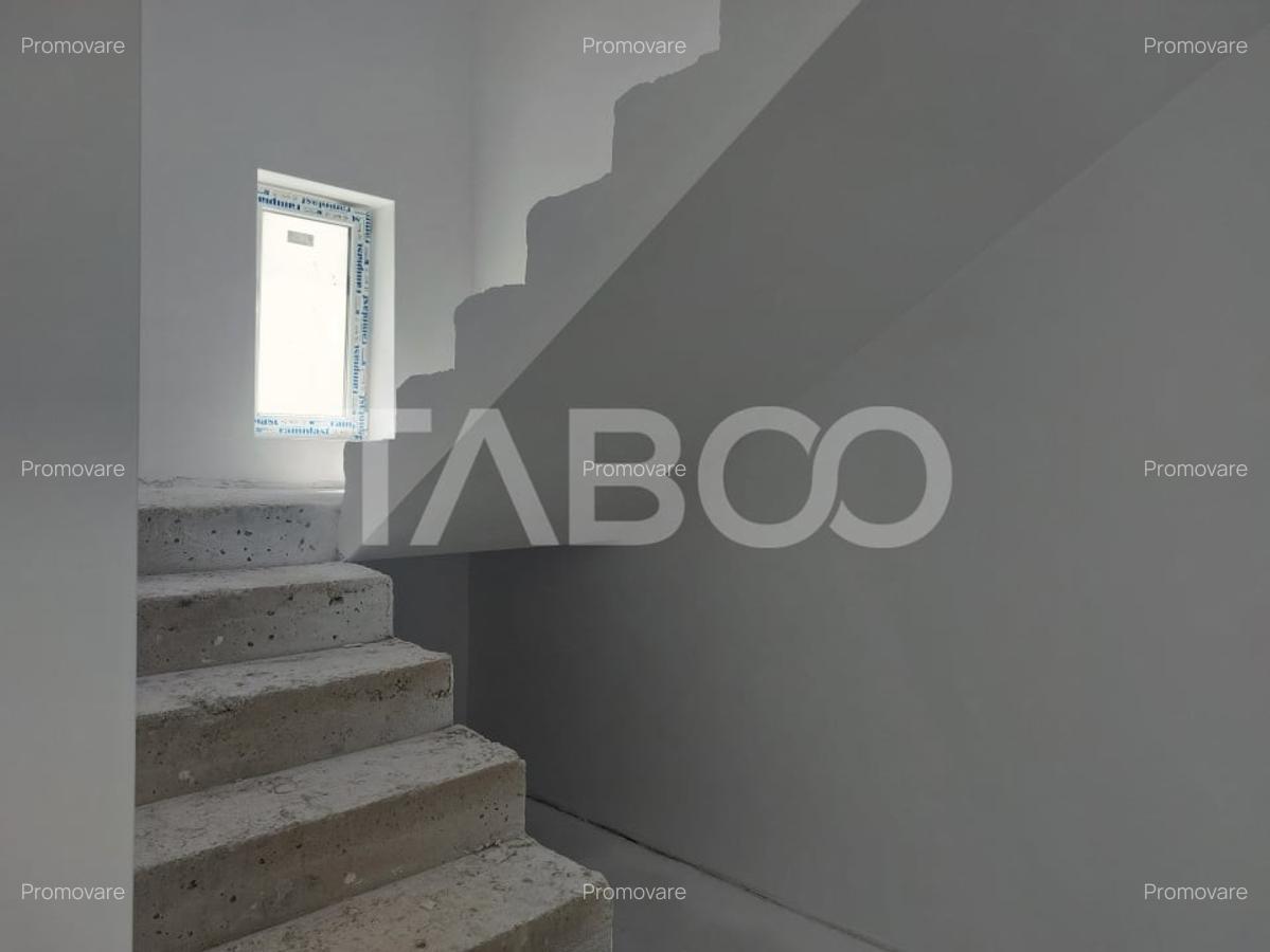 Duplex de vanzare 150 mp P+1E 4 camere 145 mp teren liber Cisnadie - 7