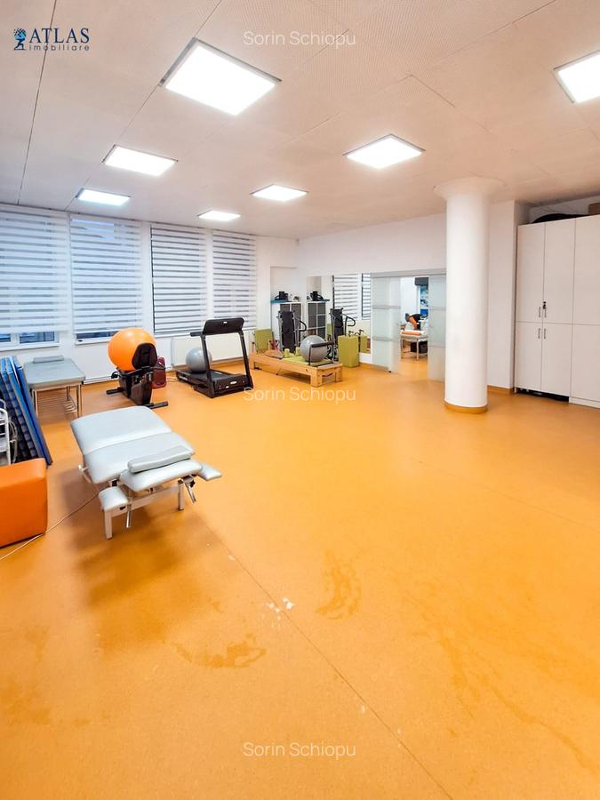 Spațiu amenajat 200 mp, compartimentat, grupuri sanitare, parcare, Avram Iancu - 1