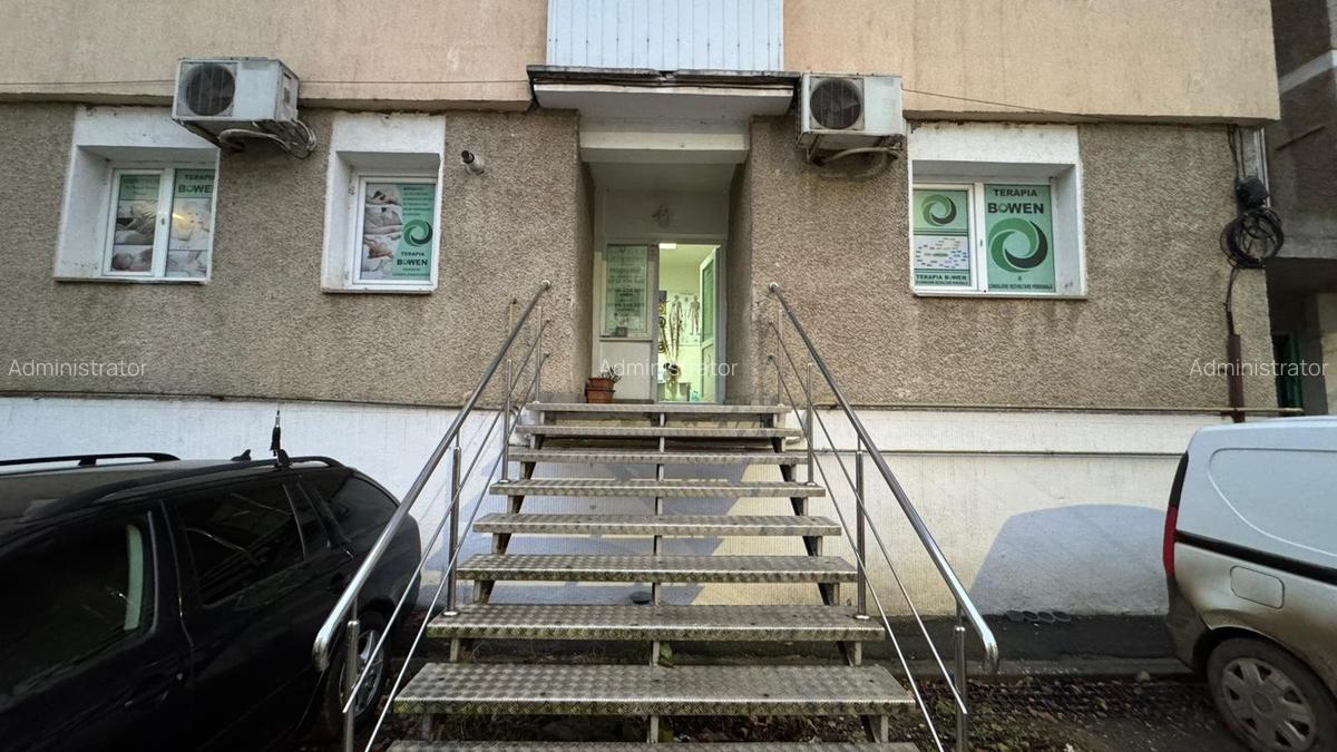 Apartament -2 camere- spatiu comercial LIDL Roman - 1