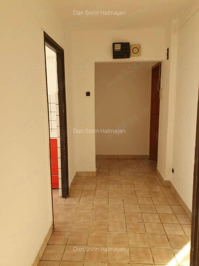 Oferim spre vanzare 2 camere zona Circumvalatiunii langa Mall - 2