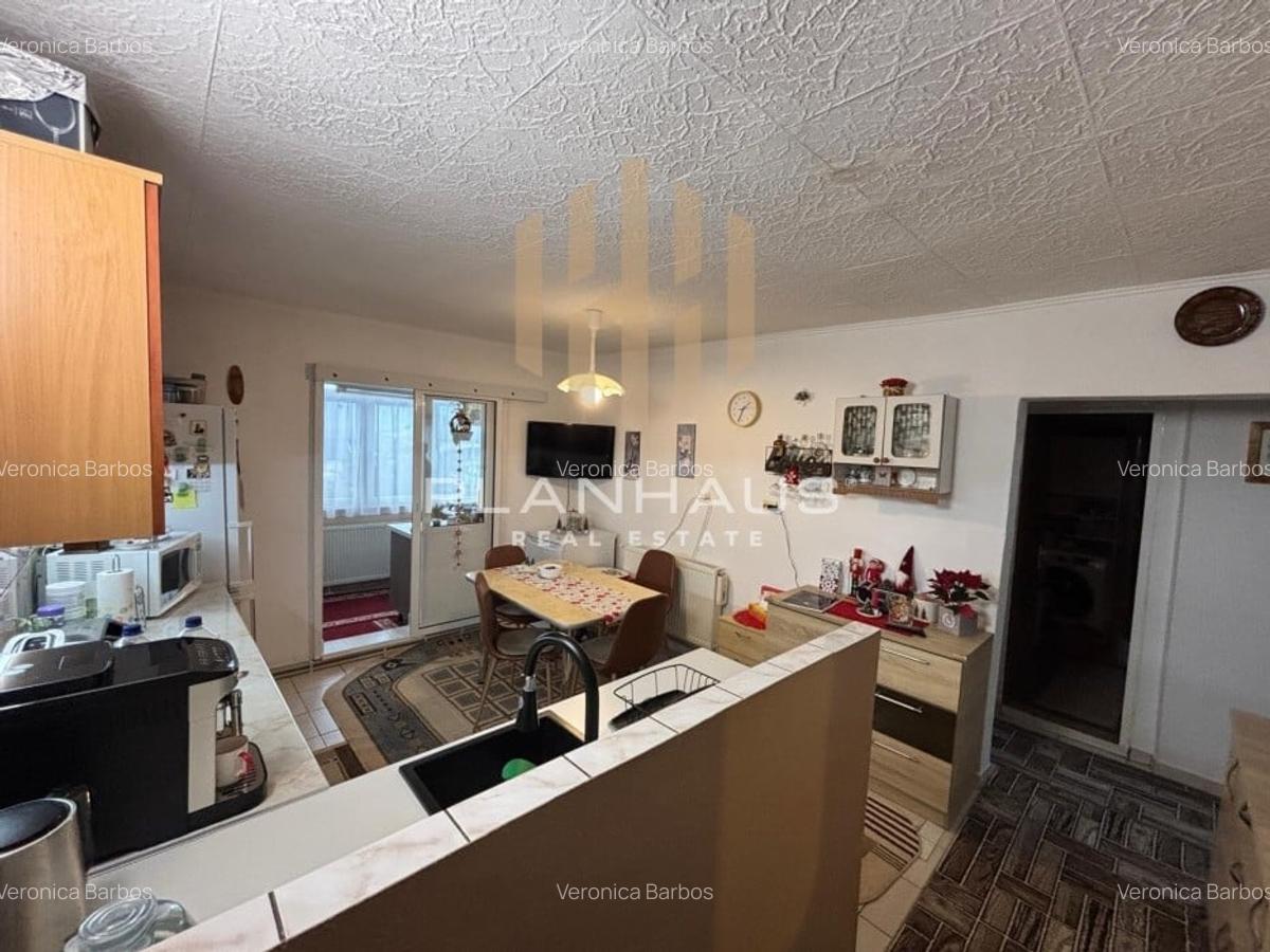 Apartament 2 camere - decomandat, B-dul Regele Ferdinand - 2