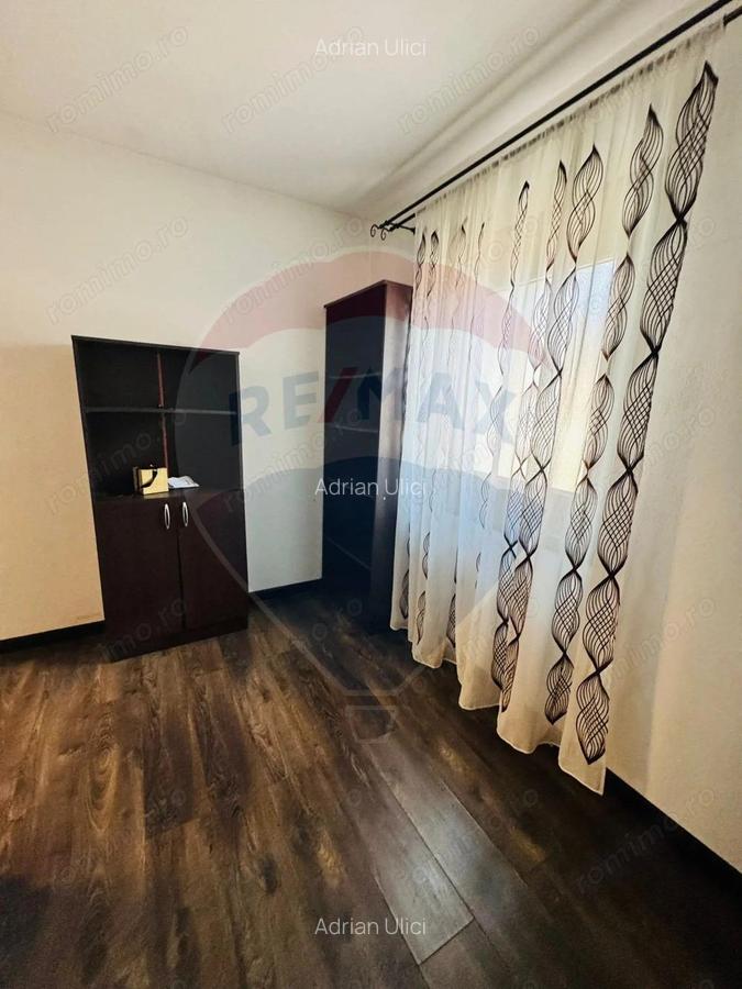 Casa / Vila cu 4 camere de vanzare - 11