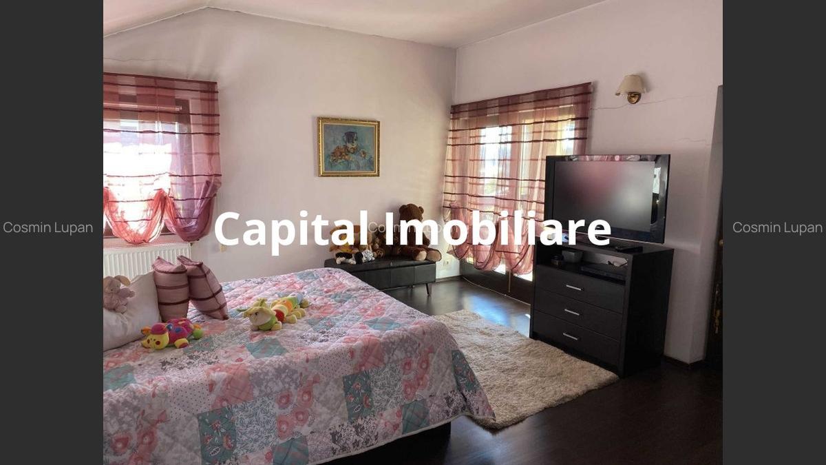 Vilă de vânzare, 9 camere, 240 mp, Bucium - 13
