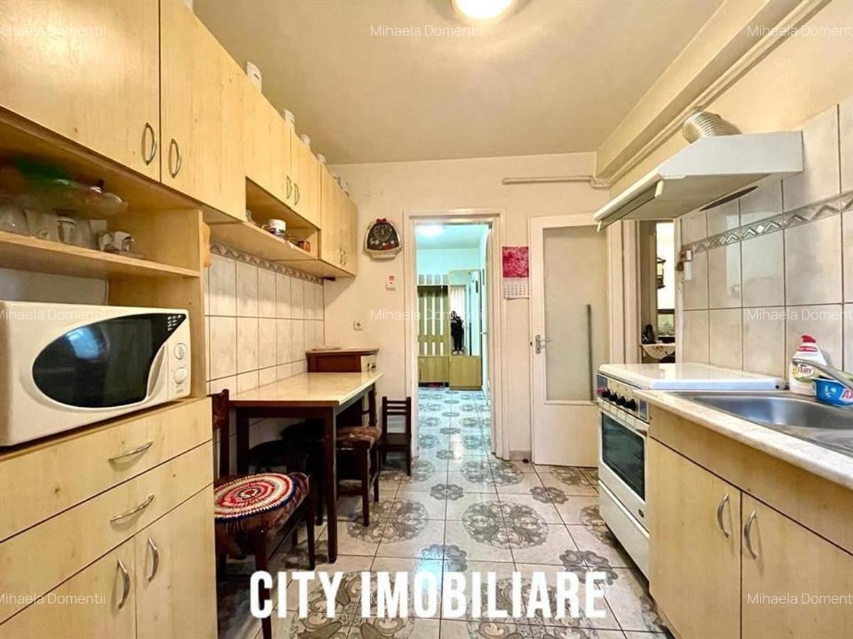 Apartament 2 camere, decomandat, mobilat, utilat, zona Iulius Mall. - 4