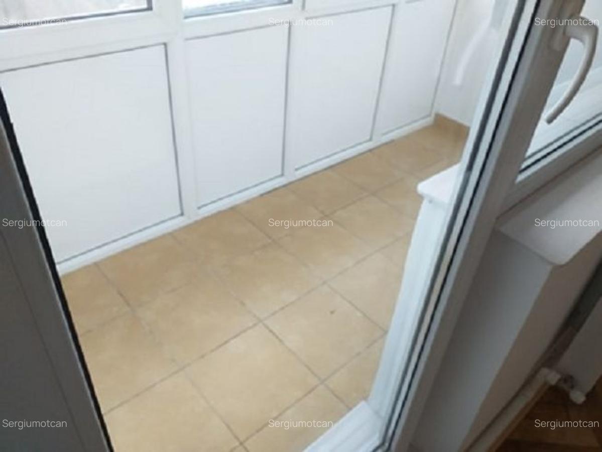 Alexandru Cel Bun Piata Voievozilor apartament 4 camere 100 mp cu CT - 9