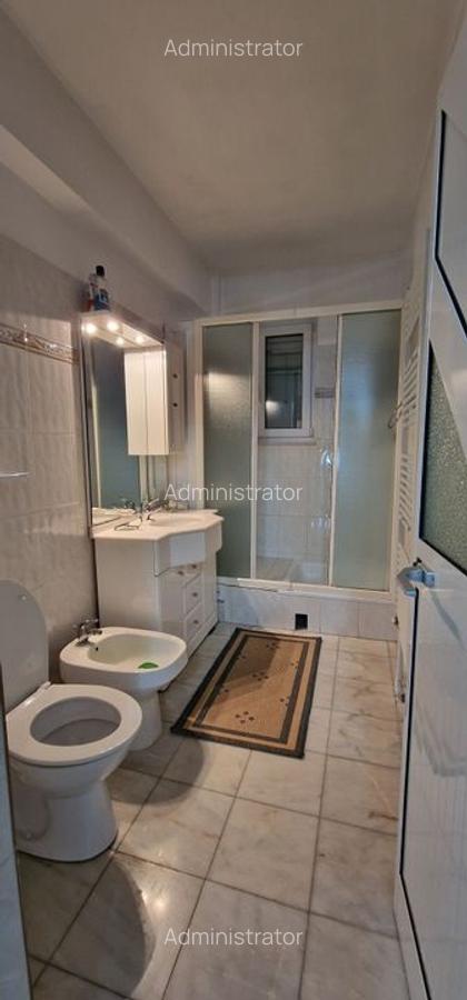 Coiciu, o vila construita pe cadre de beton, bine compartimentata. - 9