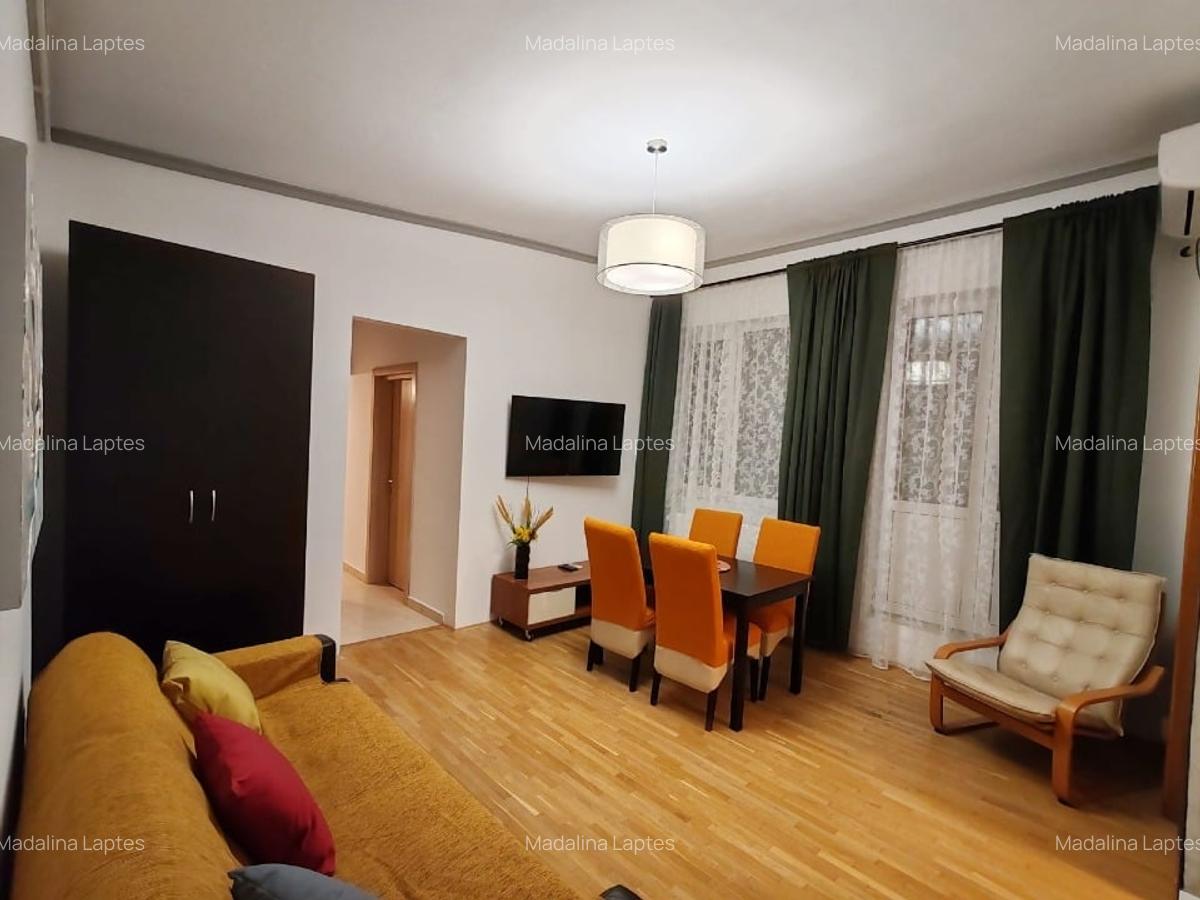 Universitate închiriere 3 camere - 4