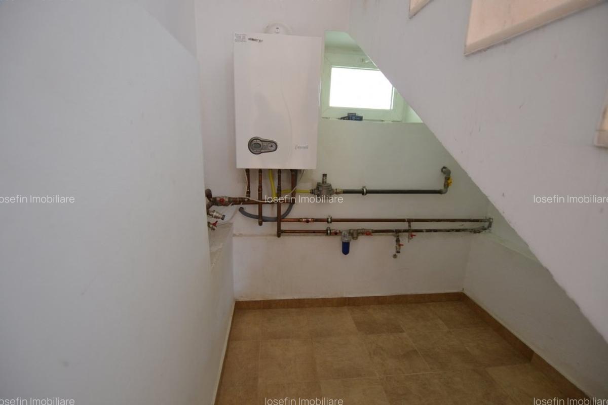Vila de 200 mp in curte de 800 mp - 11