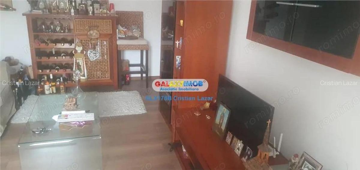 ZONA LINISTITA, ETAJ INTERMEDIAR - 4