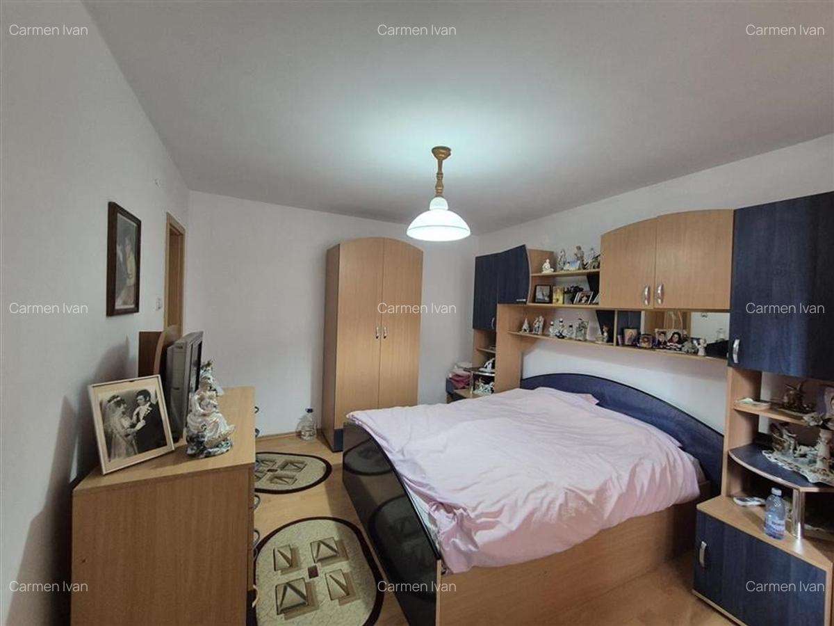 Casa 4 camere + spatiu comercial 55 mp, zona centrala - 3