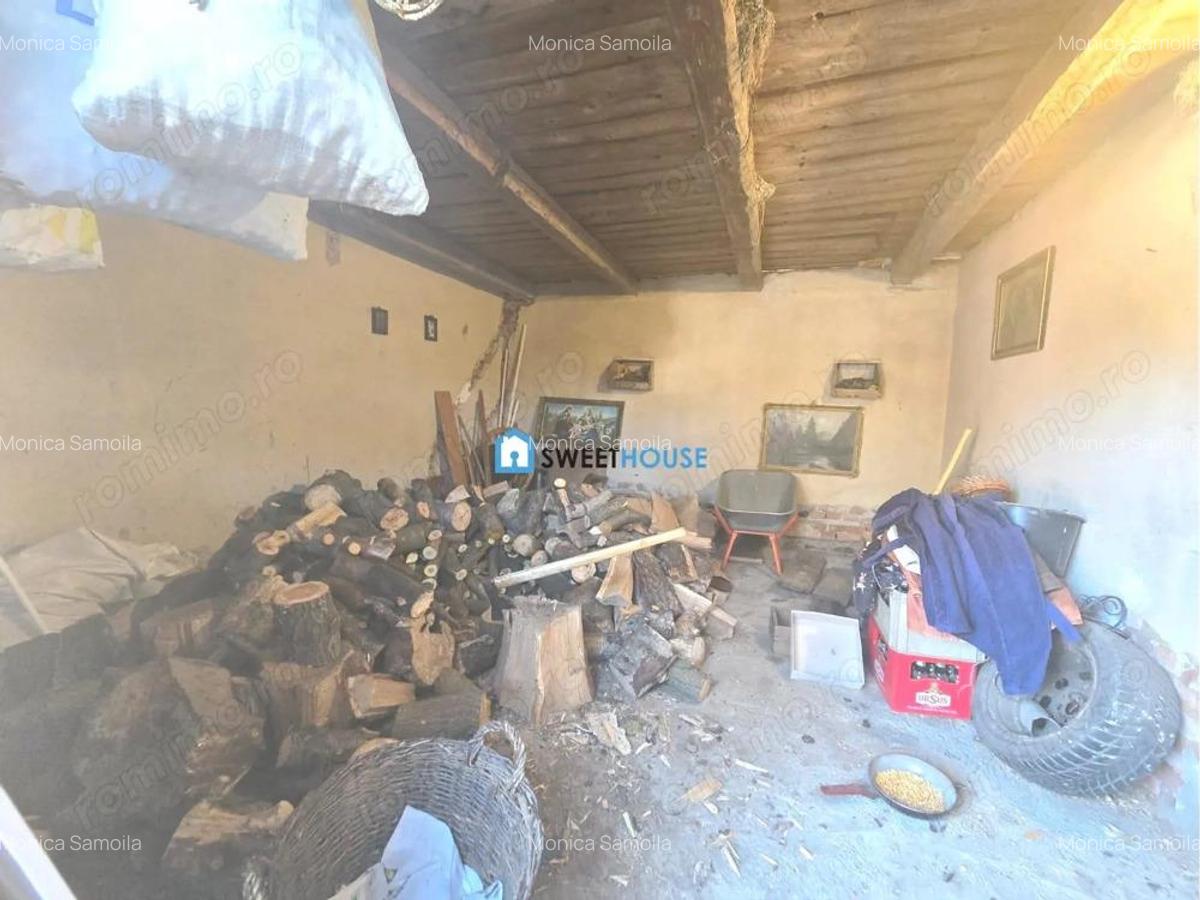 Casa de vanzare in zona centrala Oltet - 8