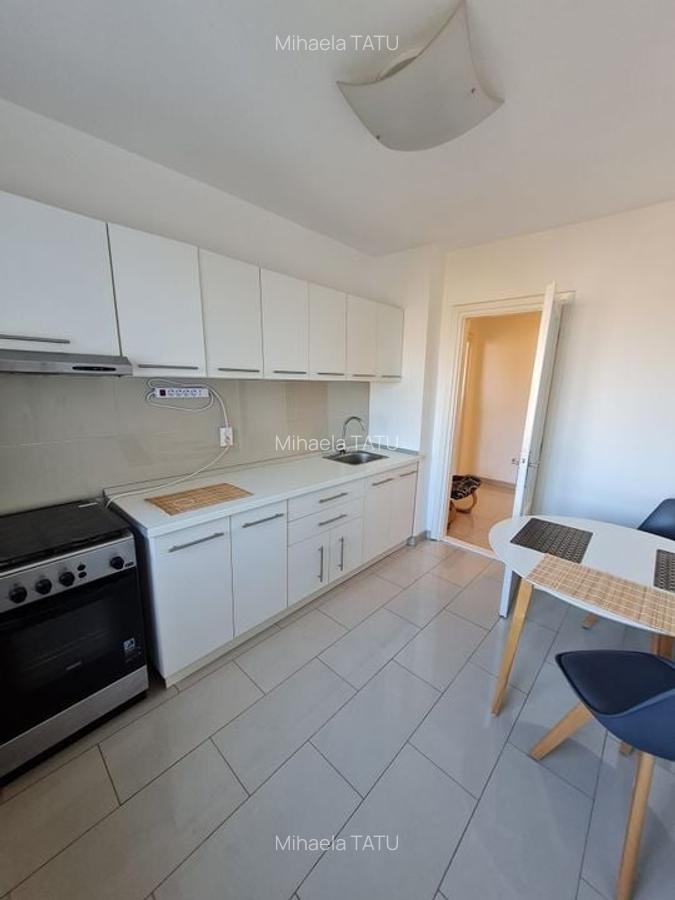 Apartament cu 3 camere semidecomandat, mobilat în Central - 12