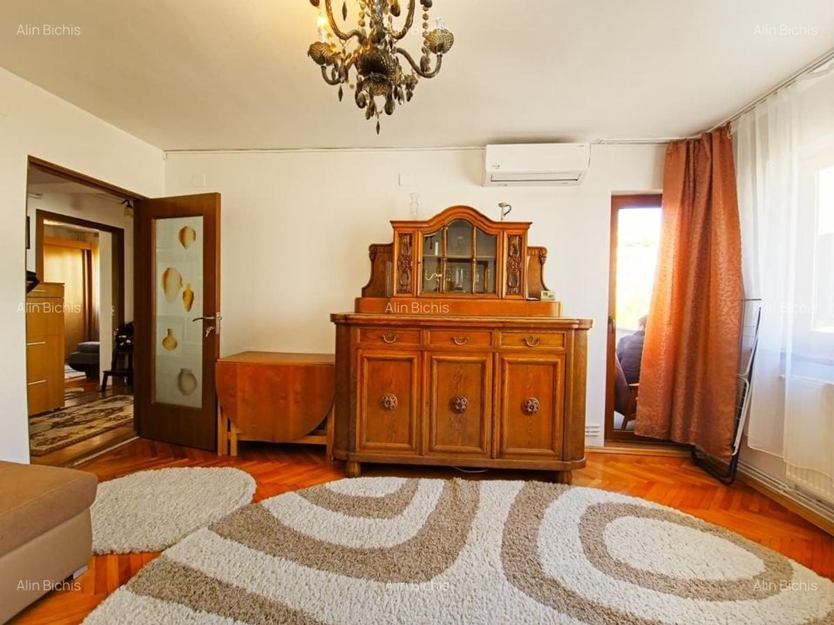 Apartament 3 camere, decomandat, mobilat, utilat, zona Primaverii - 4