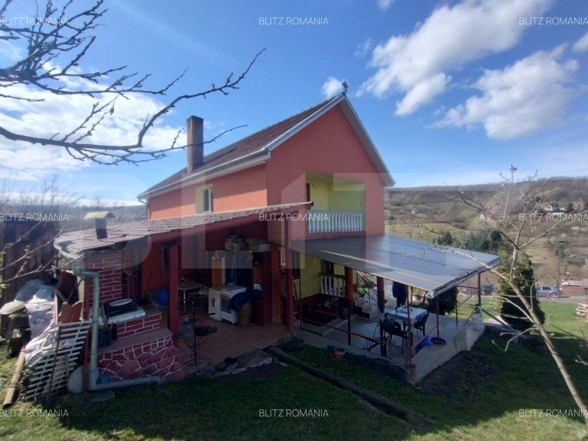 EXCLUSIVITATE! Casa cu 4 camere, 130 mp, 20 ari teren, zona Dealu-Jelnei - 1