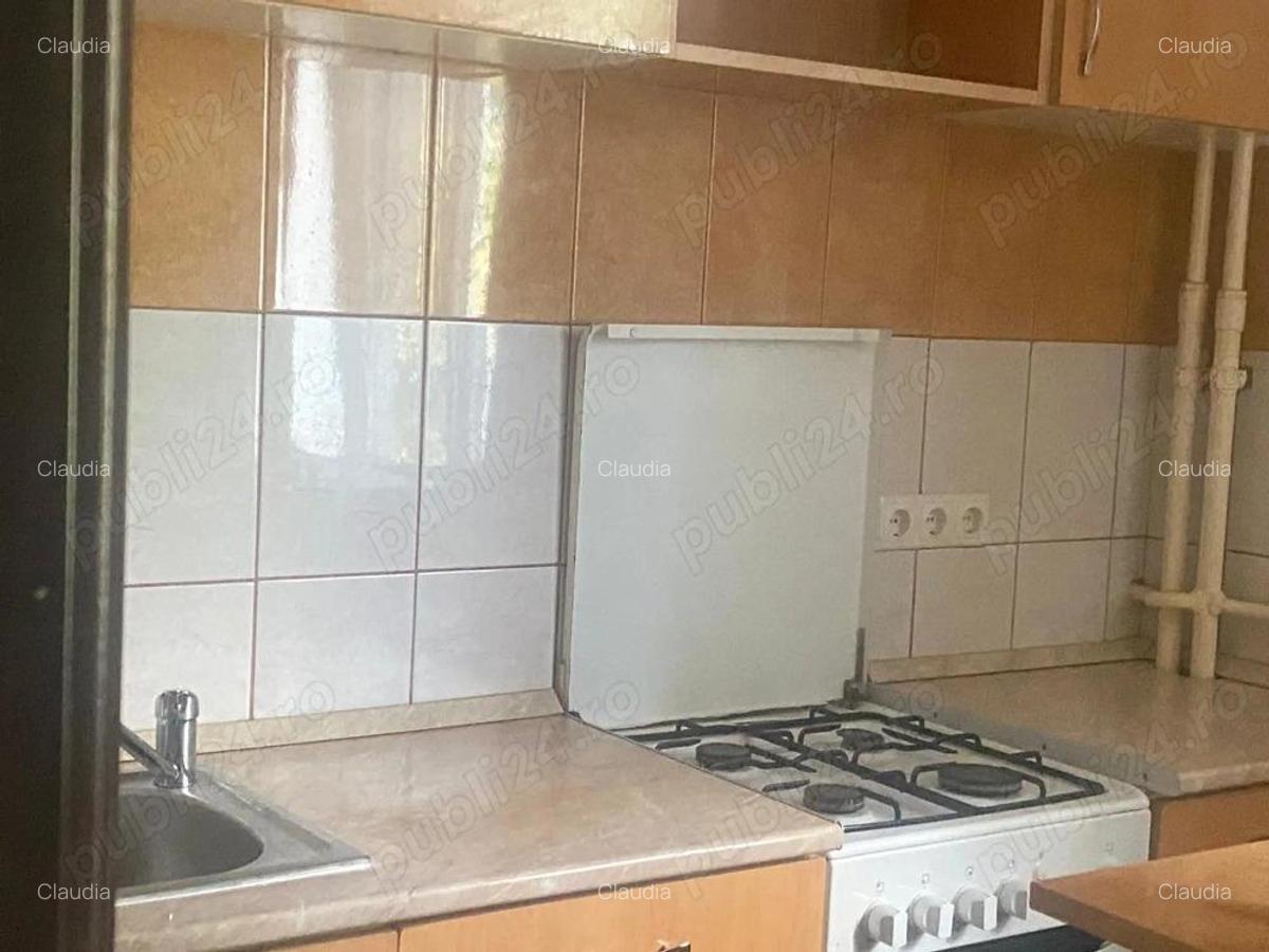 Dau in chirie garsoniera mobilata in Rogerius str Aluminei - 4