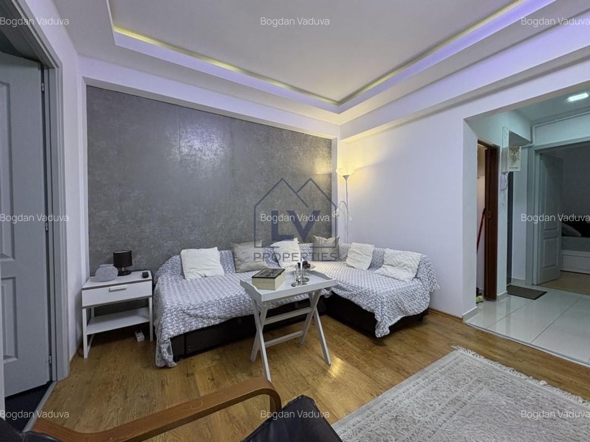 INCHIRIERE APARTAMENT 3 CAMERE | ZONA FLOREASCA - 1