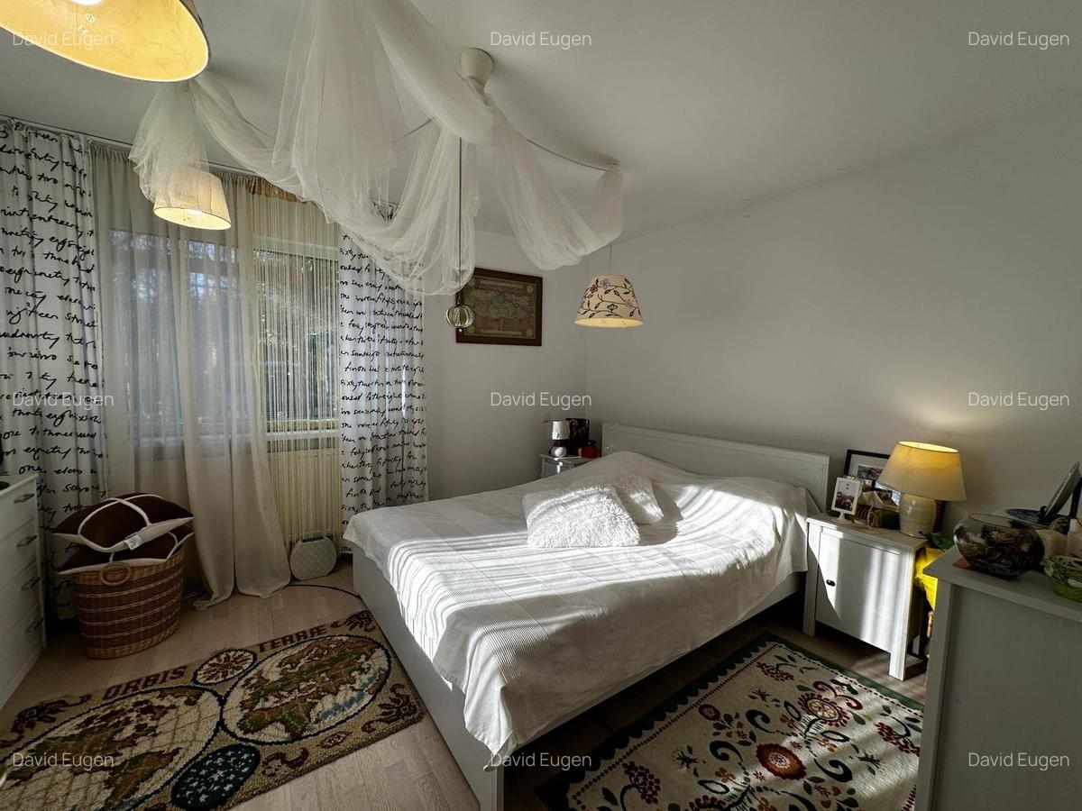 Locuinta de vacanta / rezidentiala - - 12