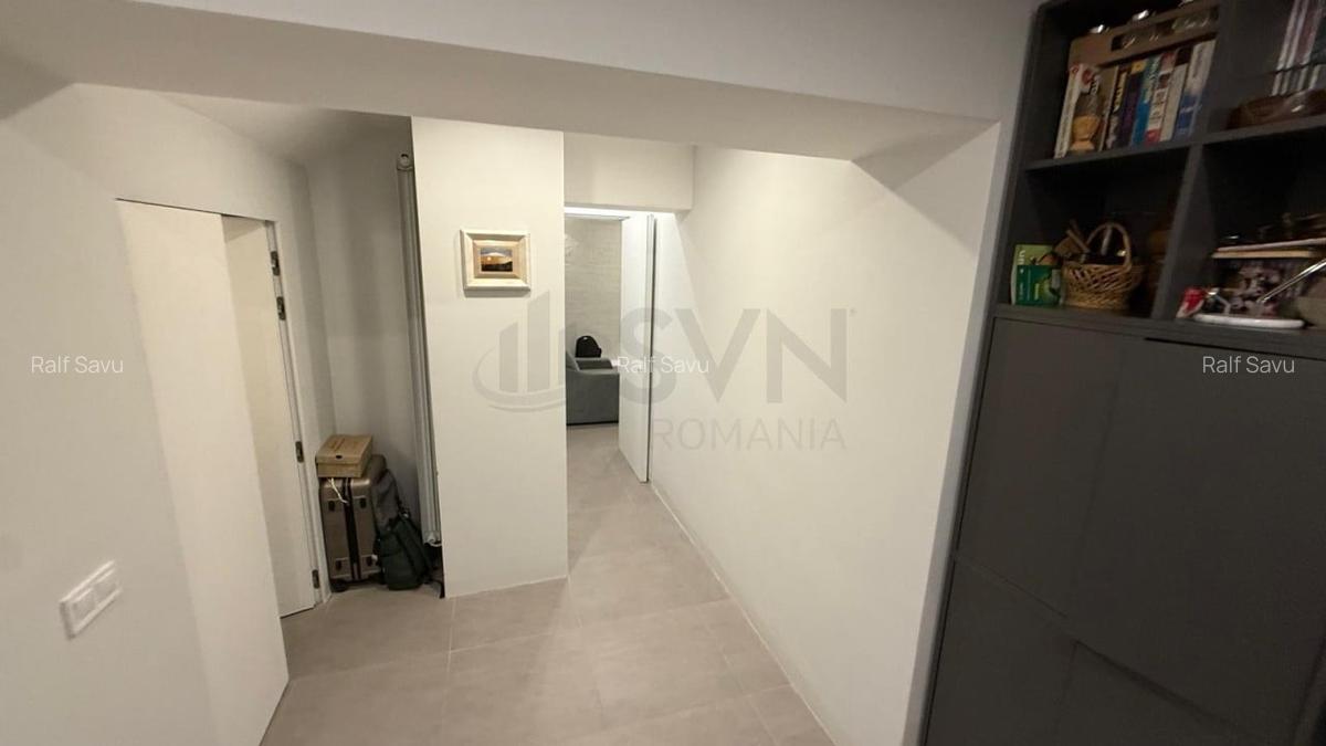 Apartament cu 3 camere circular în Universitate - 9
