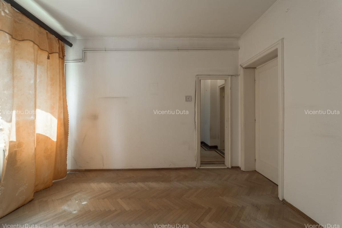 VAND 4(5) CAMERE ZONA PIATA MUNCII AGRICULTORI - 22