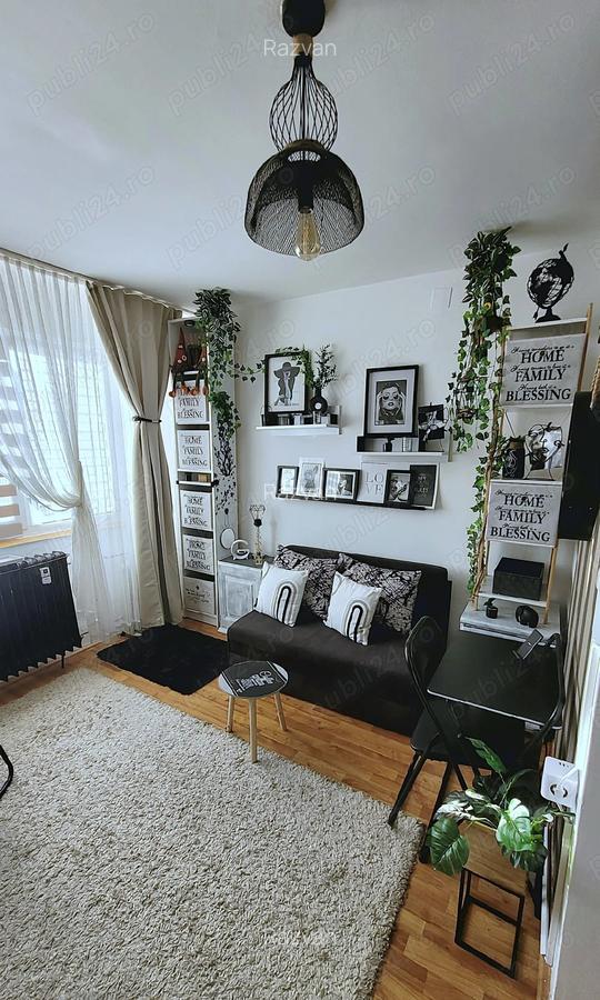 PROPRIETAR ,Vand Grasoniera zona ,Buziasului. - 2