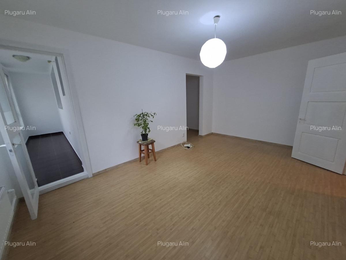 Obor,Mihai Bravu langa Primaria Sectorului 2 - 7