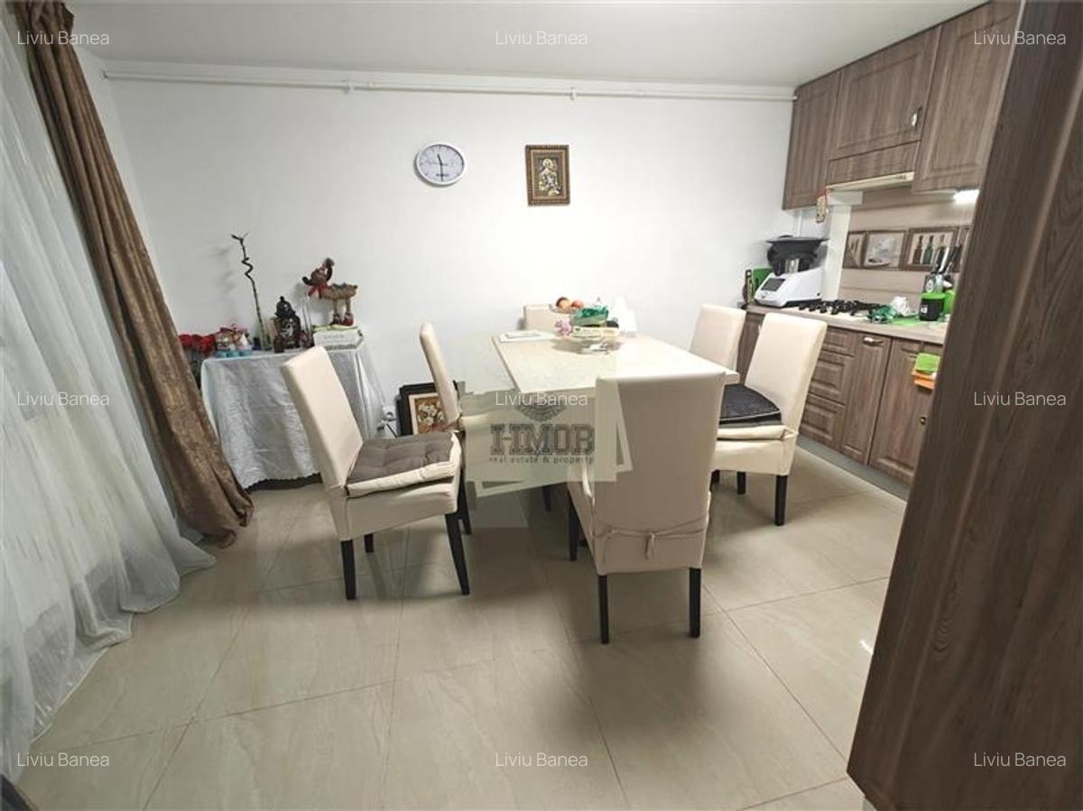 Casa cu 4 camere zona Trei Stejari cu gradina de 100 mp - 1