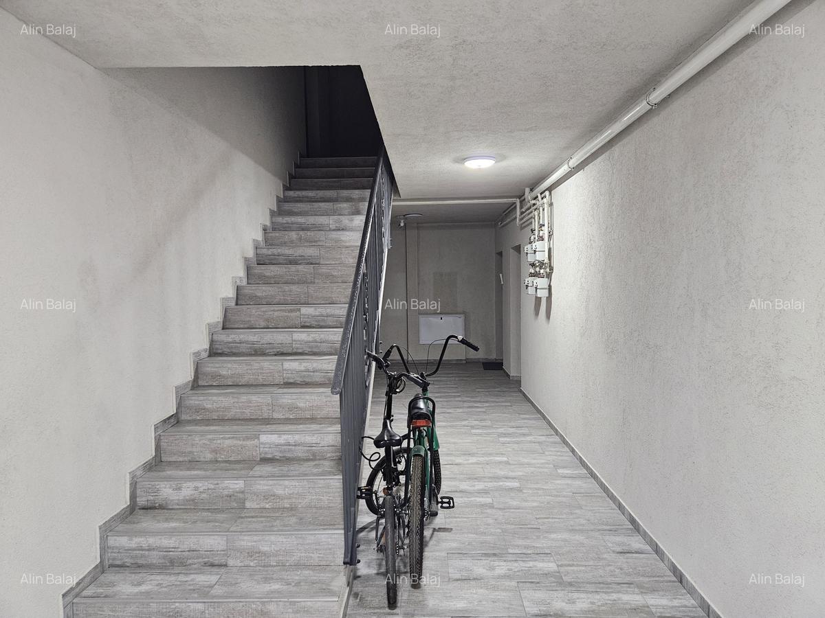Apartament 2 camere, etajul 2, cu parcare, în Giroc, pe Calea Urseni, comision 0 - 18