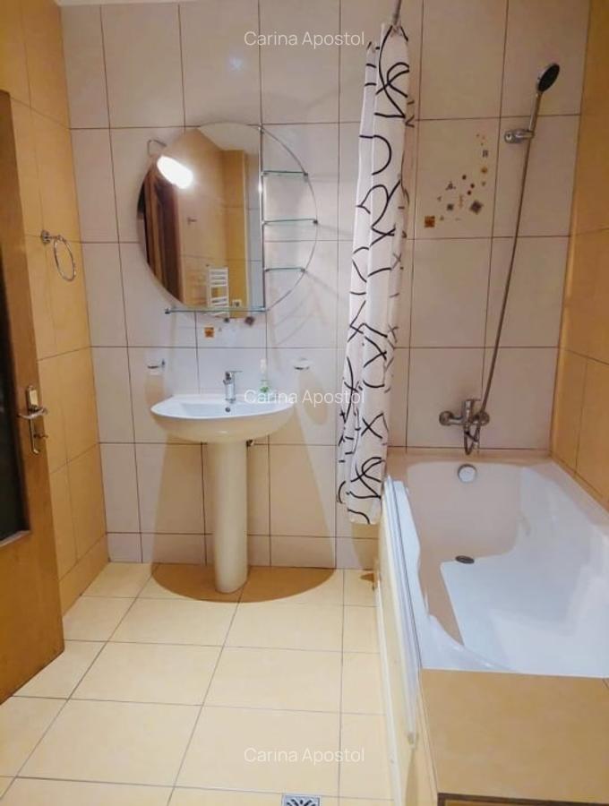Inchiriere apartament 3 camere - Vedere frontala la mare - Faleza Nord - 4