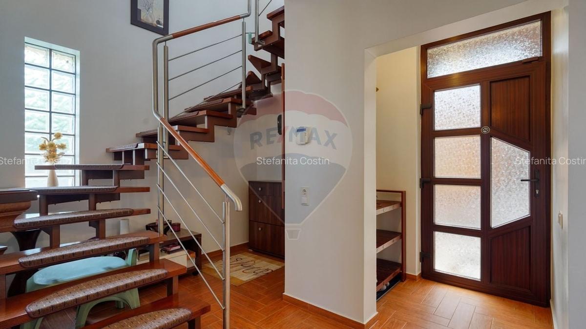 Casa / Vila cu 7 camere de vanzare in zona Tohanita 0% Comision - 14