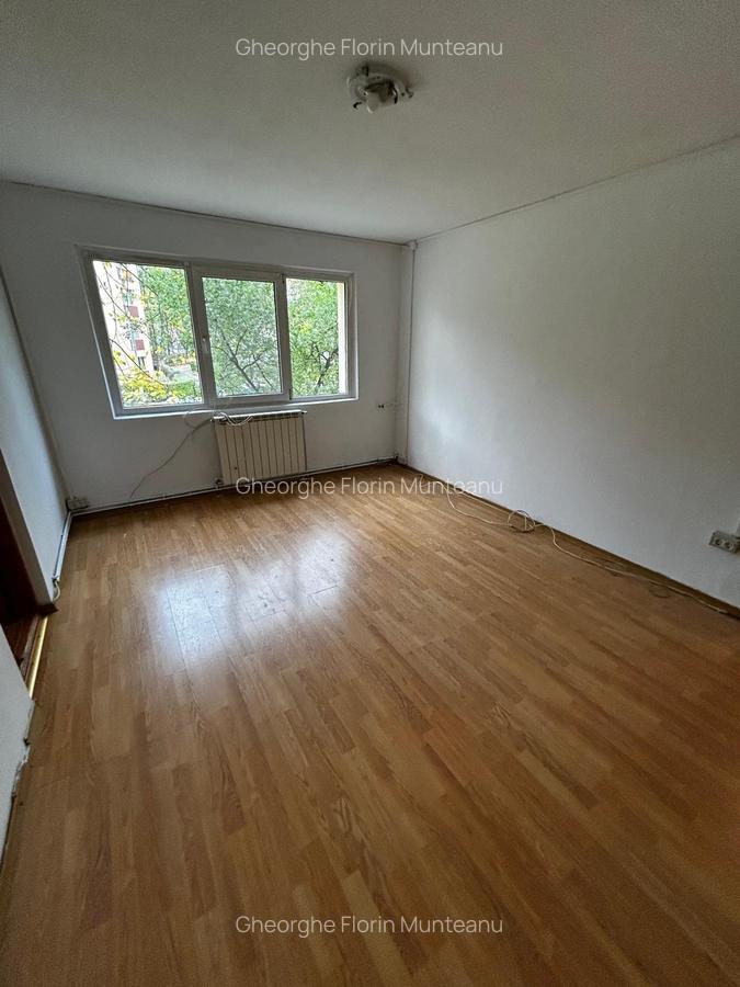 2 camere semidecomandat - 2