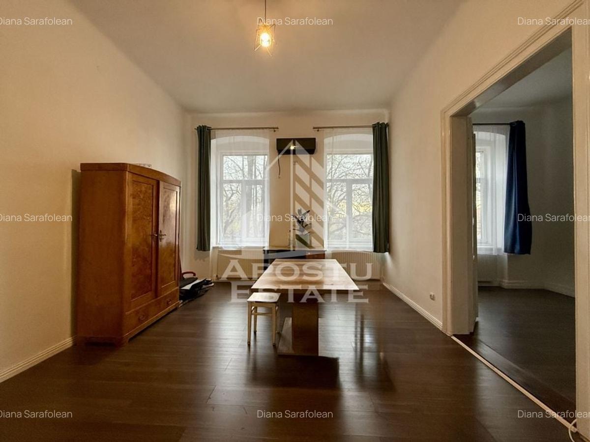 Apartament 3 camere, renovat, vedere la Bega, zona centrala - 2