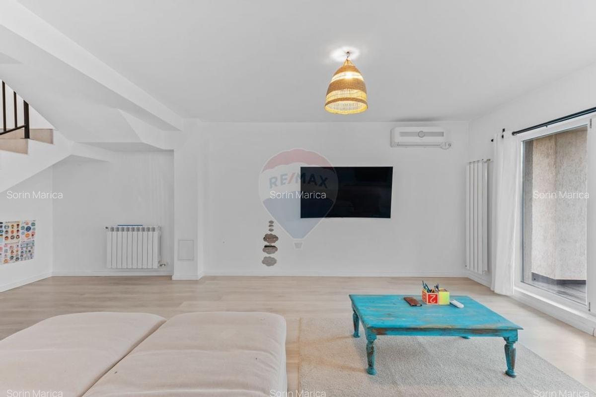 VANZARE Casa / Vila moderna cu 4 camere si curte Dragomiresti-Deal - 11