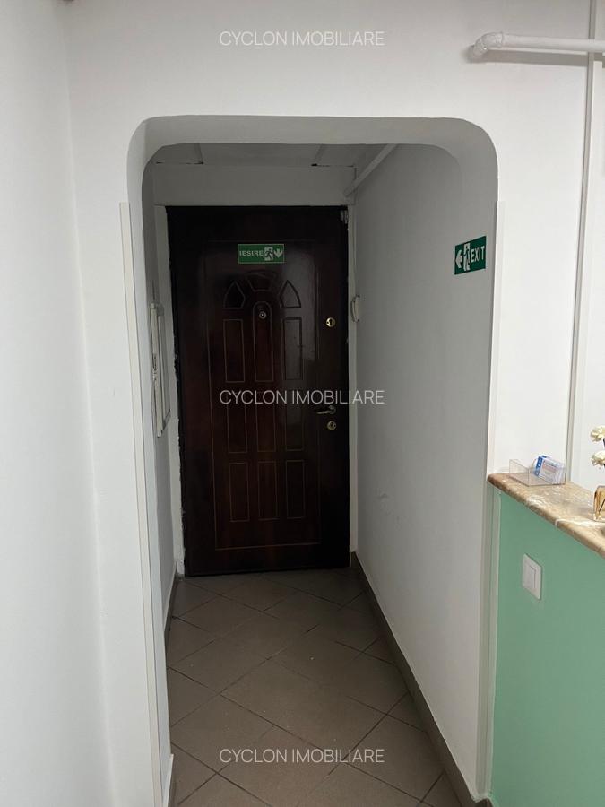 Vanzare apartament 3 cam dec la parter cu balcon stradal Petre Ispirescu sect 5 - 4