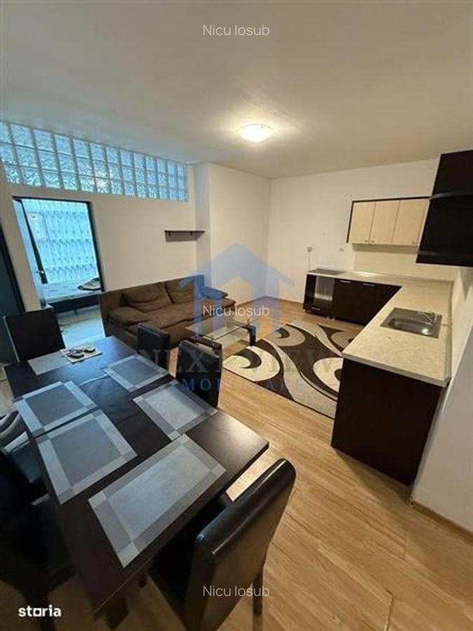 Apartament 3 camere, Piata 1 Mai - 4