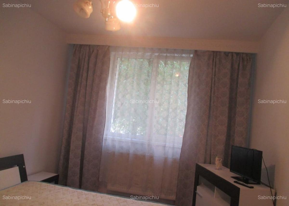 Apartament 2 camere decomandat - zona Harmanului - 3