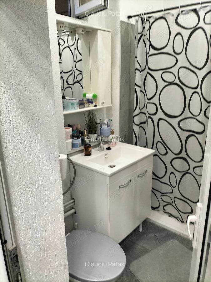 Vand apartament 3camere Boul Ro?u Arad - 9