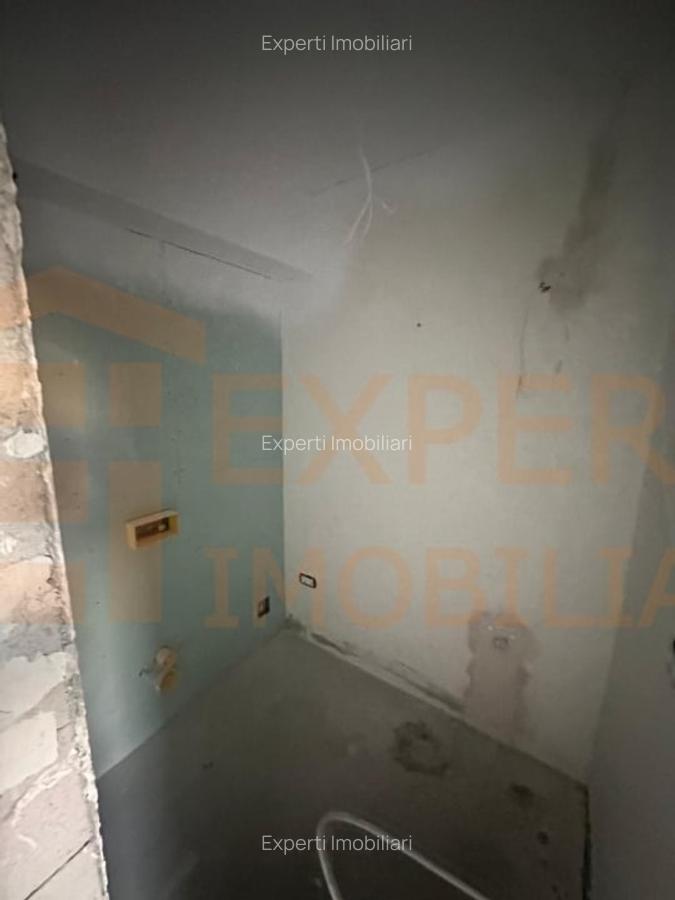 Vila deosebita de vanzare - zona Mamaia Nord pe malul lacului - 32