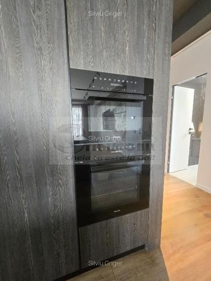 Penthouse de Lux - 3 cam | 223 mp | Terasă 120 mp | Etaj 9/9 420000 EUR - 12