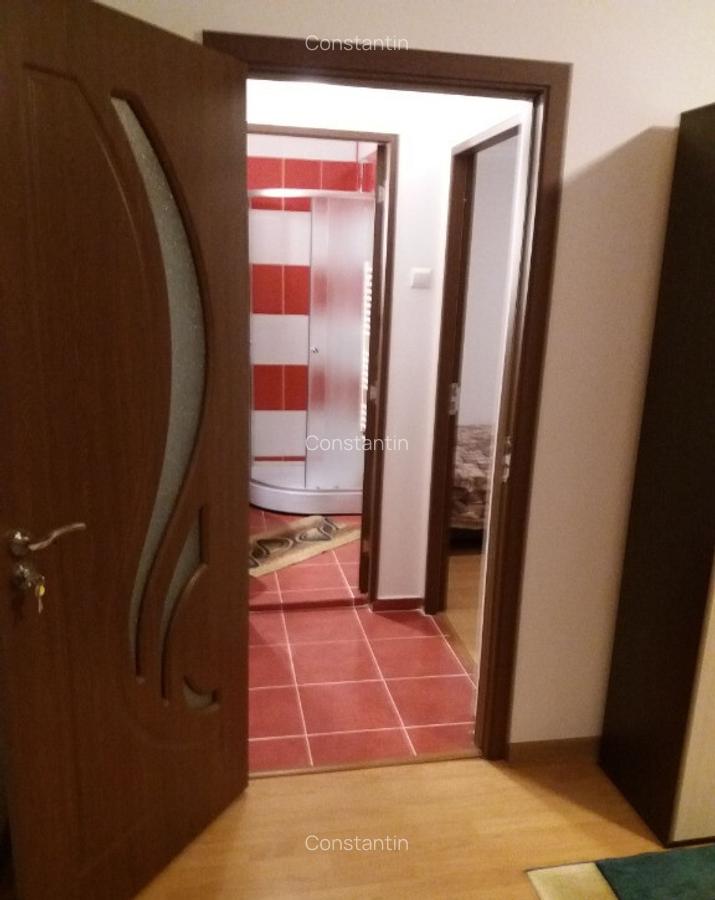 Camera de inchiriat/apartament cu 3 camere Grivitei - 5