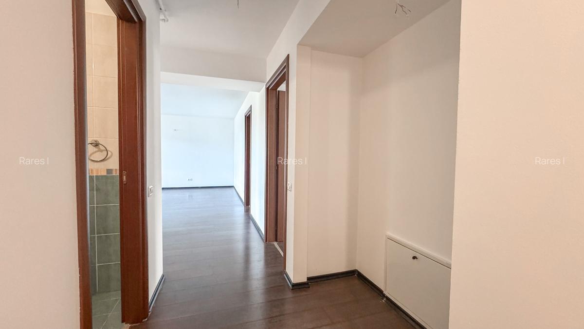 Apartament cu 3 camere decomandat în Vitan - 10