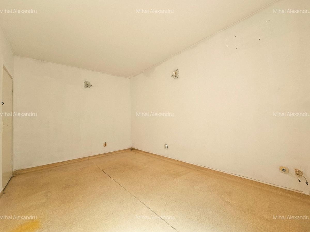 Ferdinand stradal | Vila individuala S+P+2+M | Curte proprie | Constructie 2002 - 32