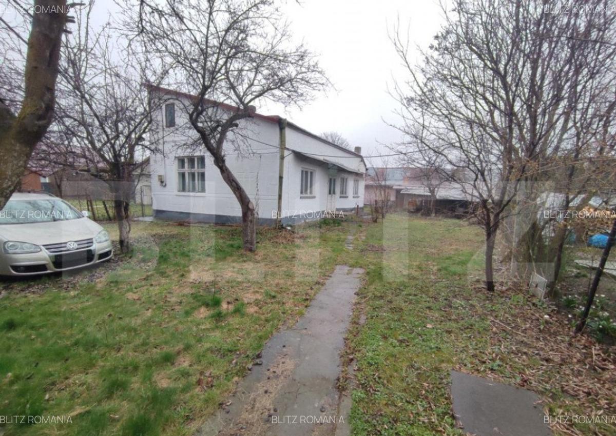 Casa Central in Radau?i, teren 1500 mp - 9