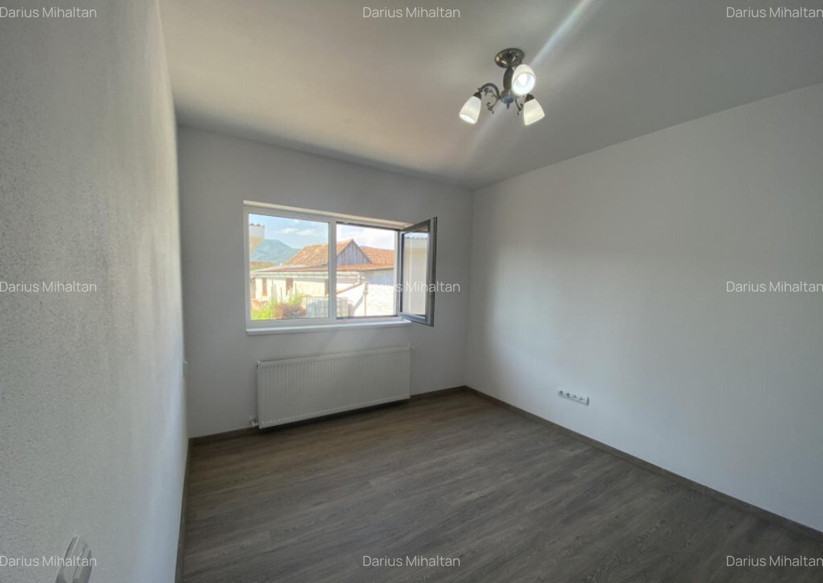 Casa noua Sacel 142 mp, teren 2000 mp, priveliste munti si a - 14