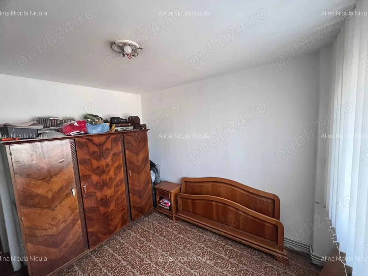 Vanzare apartament 3 camere Brasov - 3
