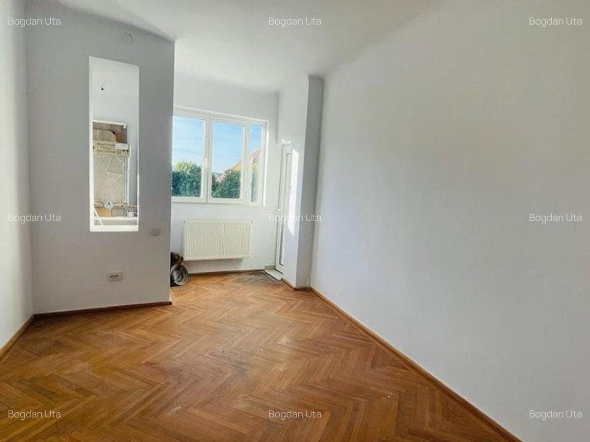 Apartament 3 camere de vanzare zona Stirbei Voda - Cismigiu - 2
