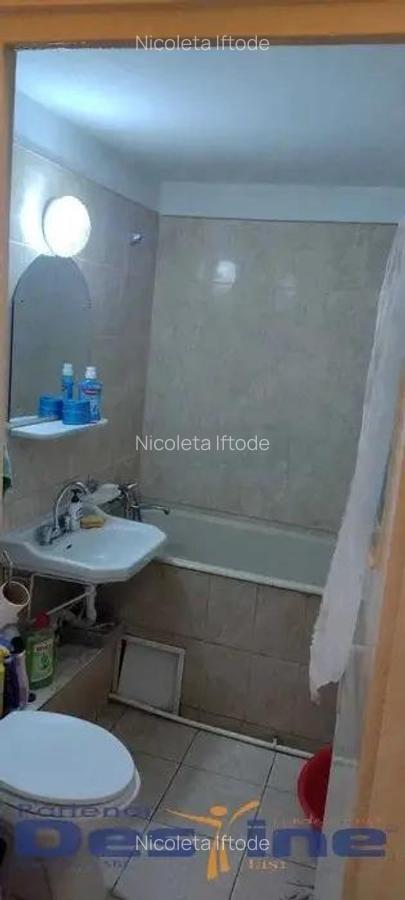 CUG- Apartament cu 3 camere decomandat, etaj 3/4 - 5