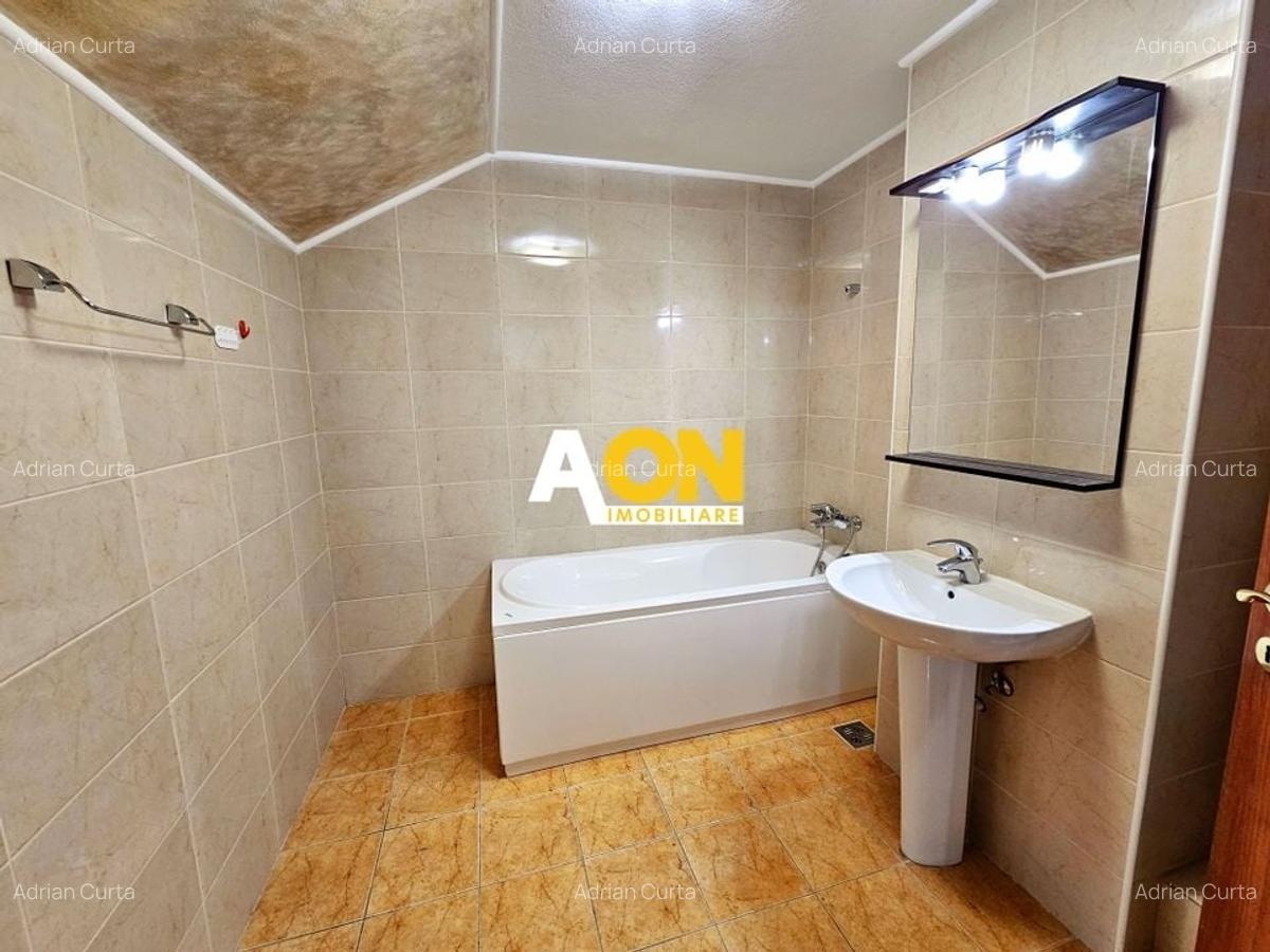 Apartament 4 camere, 3 bai, 137 mp utili, cu garaj, Cetate, zona Piata - 14