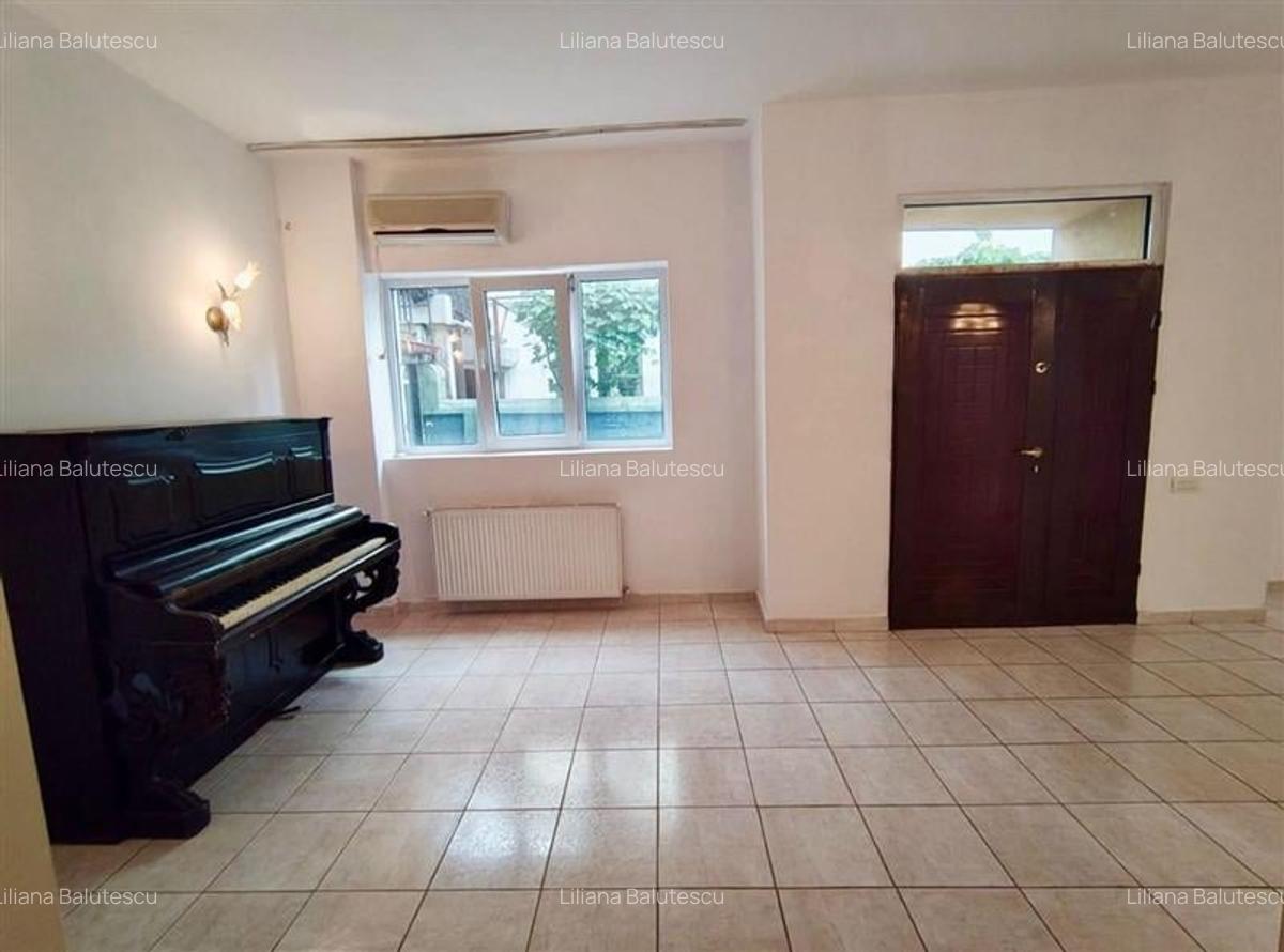 Tineretului, vila renovata, 5 camere, P+M, chiar langa parc - 4