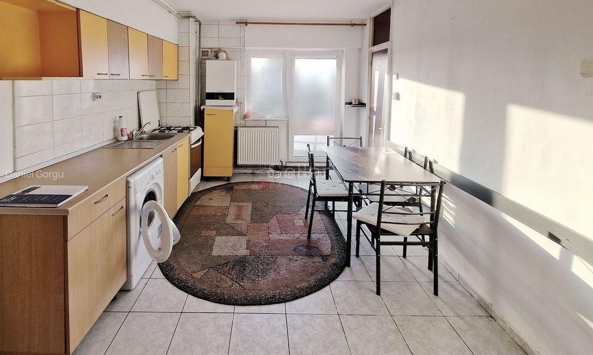 Apartament cu 2 camere decomandat, mobilat în Calea București - 4